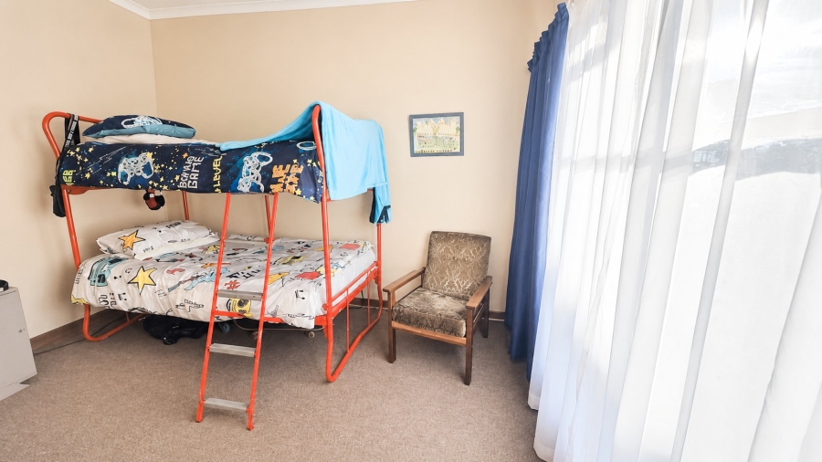 4 Bedroom Property for Sale in Flamwood North West